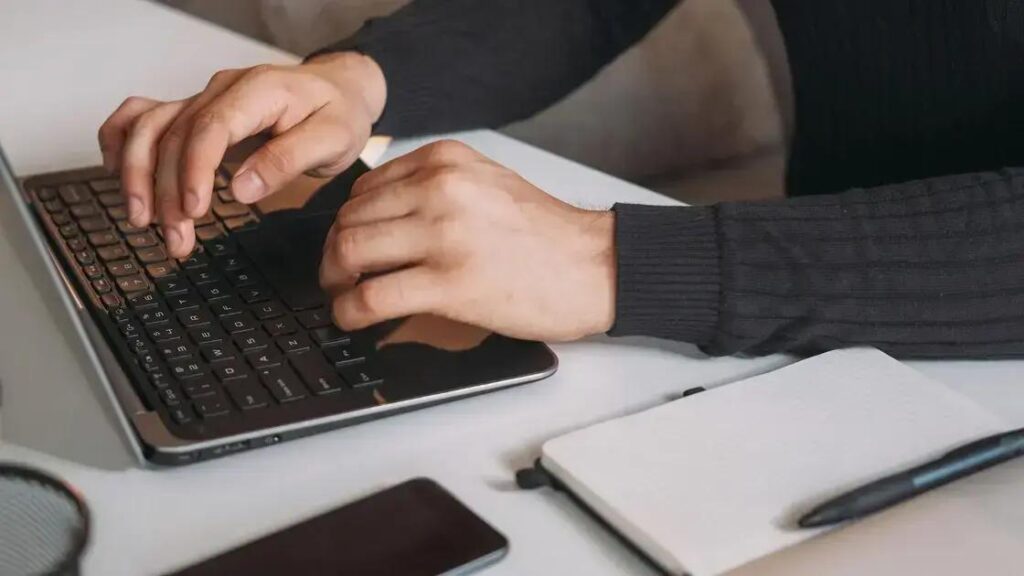 Ainda vale a pena investir em tráfego pago no Facebook para seu negócio?
